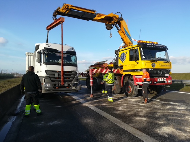 Takeldienst VDC Zware voertuigen